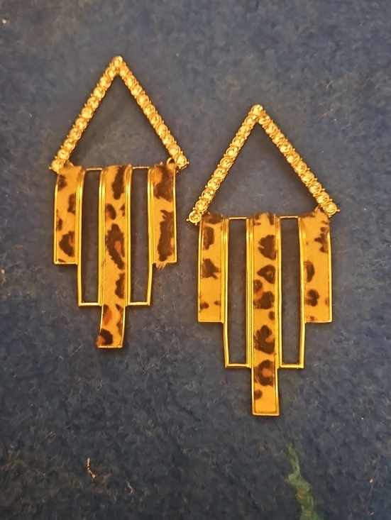 Jewelry - 5 For $15 Gold Leopard-Print Geometric Drop Earrings
